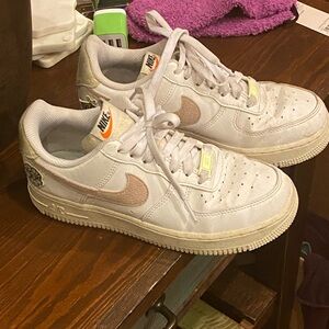 Nike Air Force 1